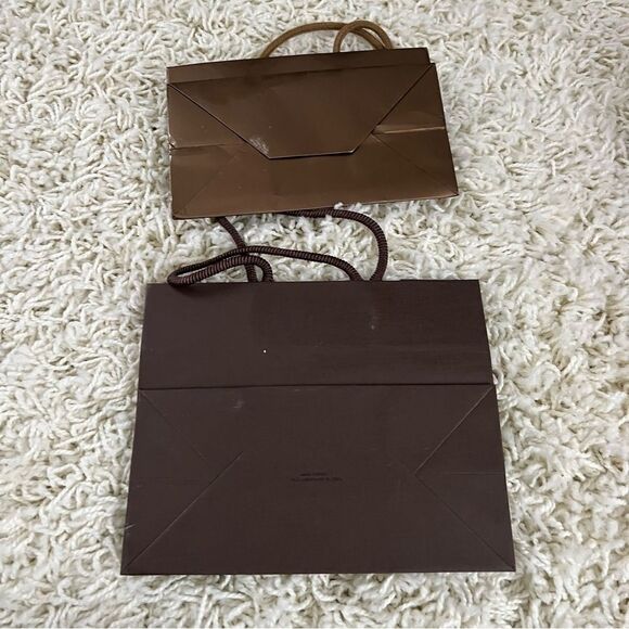 Early 2010s Gucci & Louis Vuitton Shopping Bags - Picture 2 of 2
